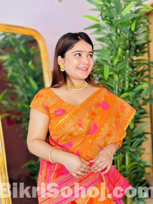 শাড়ী